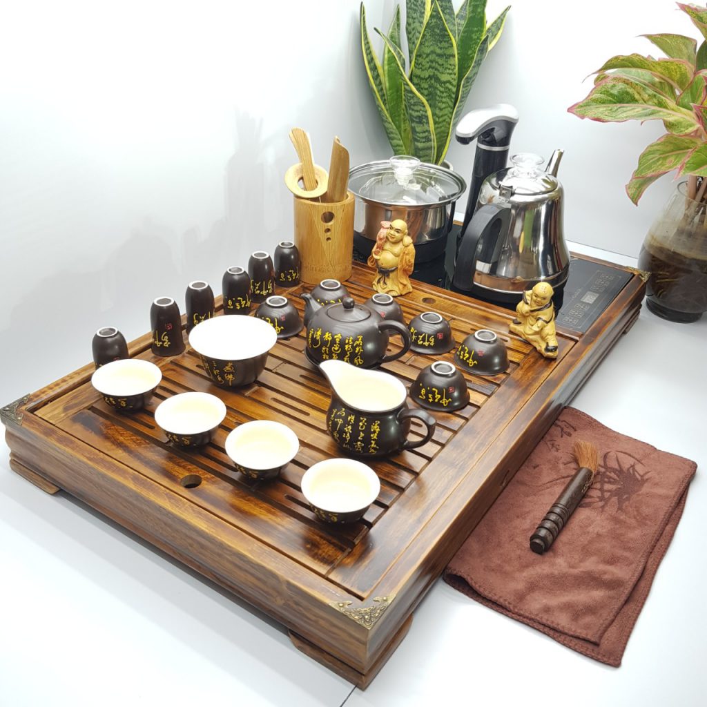 Bàn Trà Việt Hưng